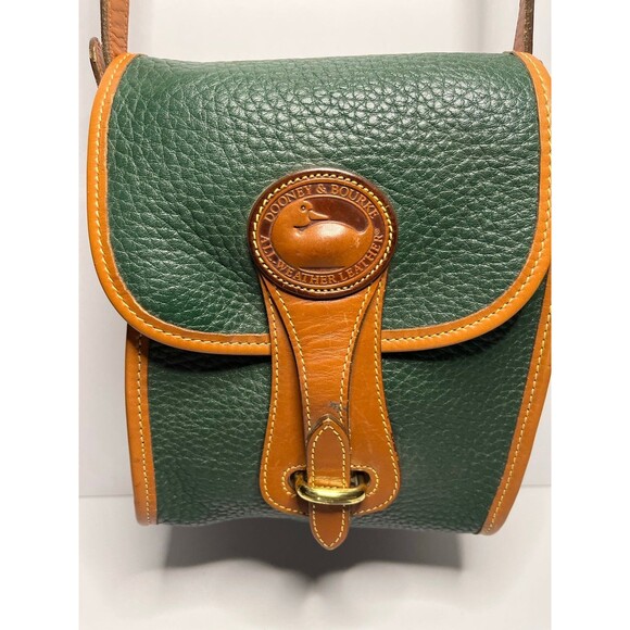 Dooney and Burke vintage crossbody  dark green never used - Picture 2 of 10